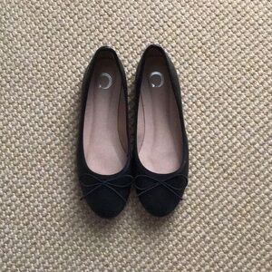 Classic Black Ballet Flats Size 6 1/2